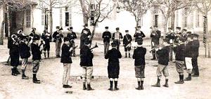 2075- Alger-El-Biar - Pensionnat Saint-Joseph - Concert2 cour recreation